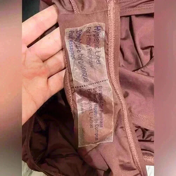 NWT La Blanca Island Goddess Twist Keyhole OnePiece swimsuit Java brown size 12 - Picture 8 of 9